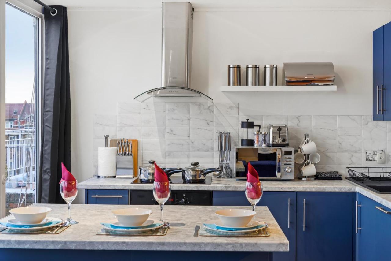 Stunning Flat In Fulham - Great Views!- Sleeps 6 * Londres
